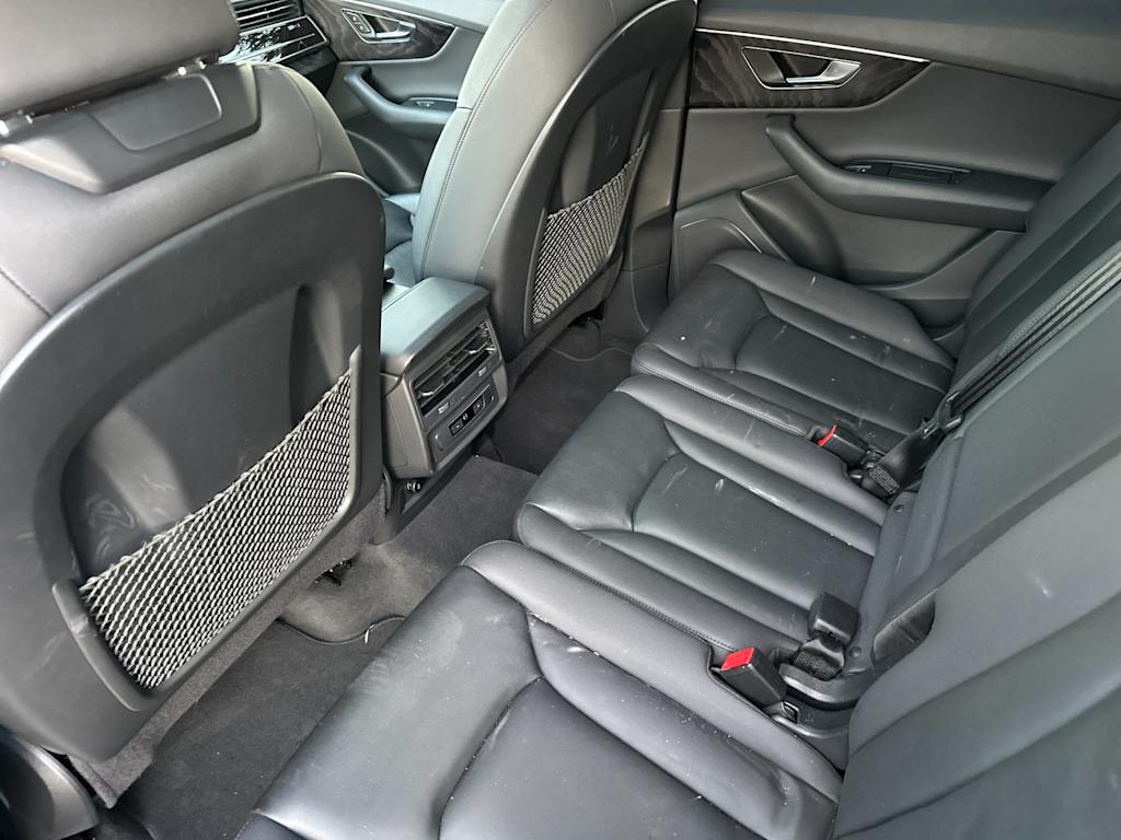 Thumbnail: 2023 Audi Q7 - 9
