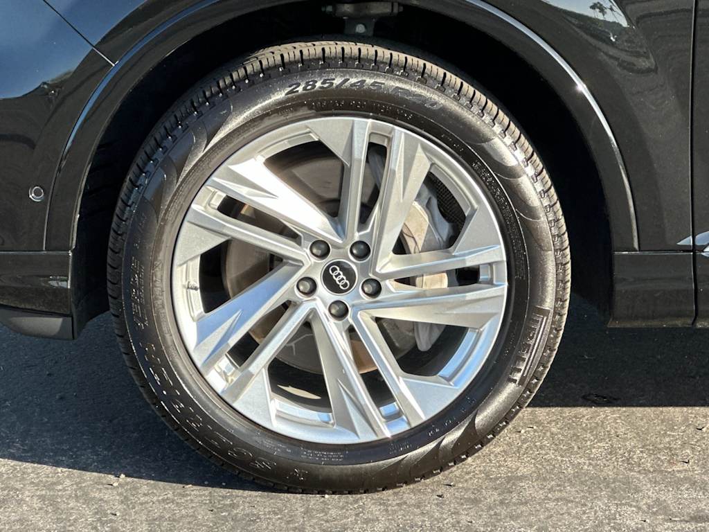 Thumbnail: 2022 Audi Q7 - 7