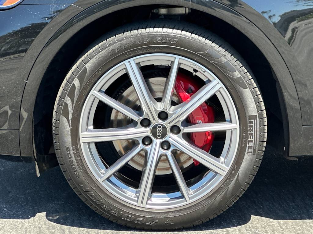 Thumbnail: 2023 Audi SQ5 - 8