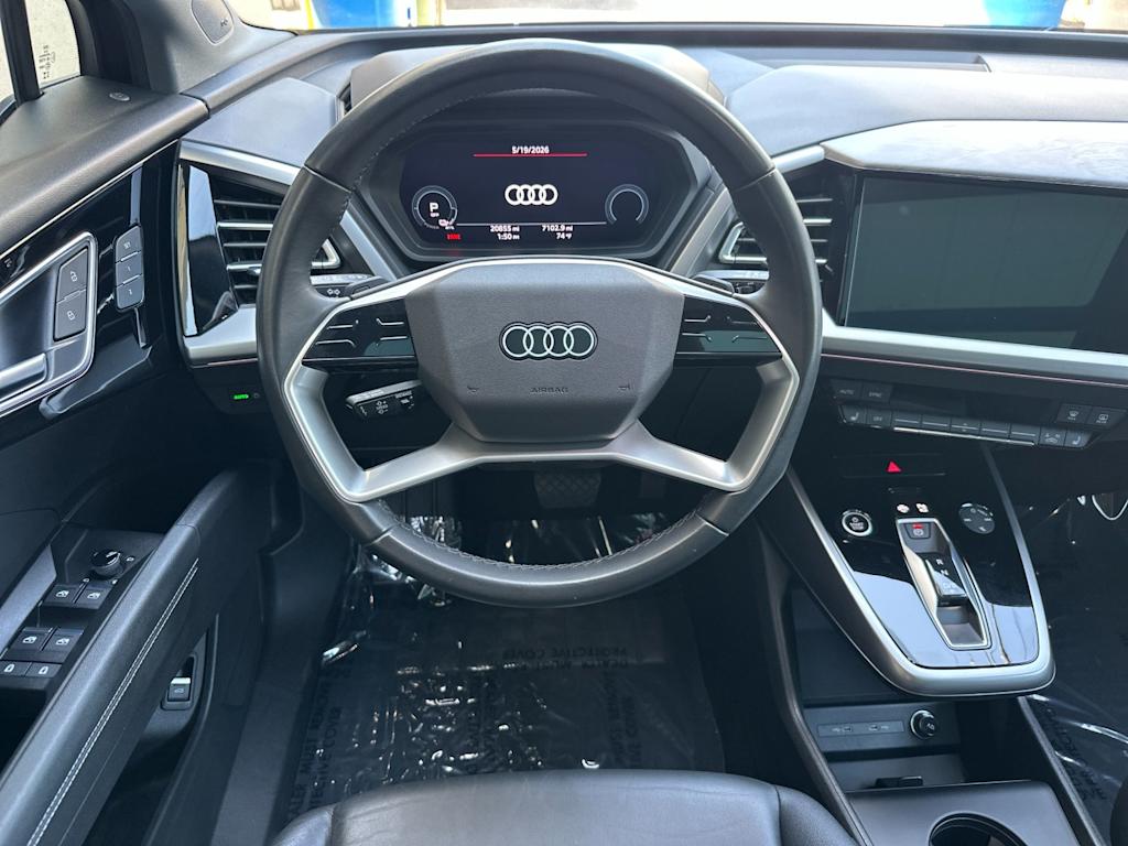 Thumbnail: 2023 Audi Q4 e-tron - 10