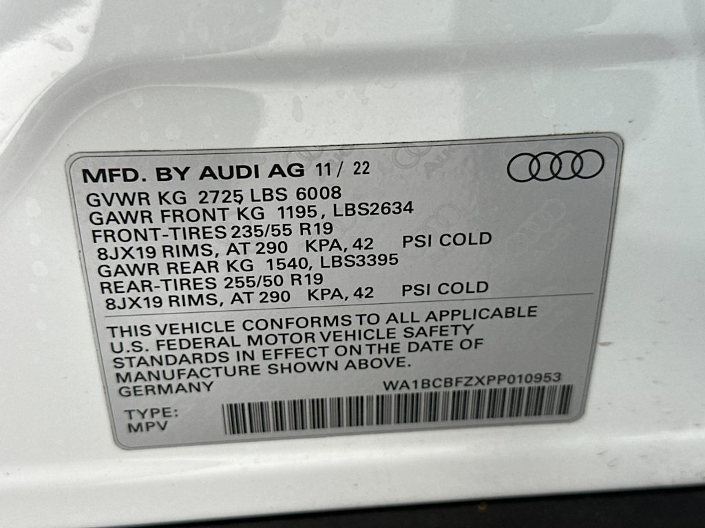 Thumbnail: 2023 Audi Q4 e-tron - 16