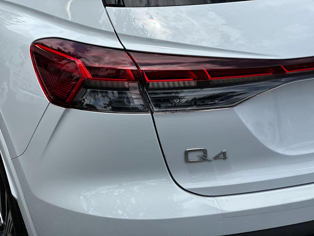 Thumbnail: 2023 Audi Q4 e-tron - 29