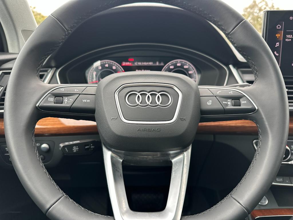 Thumbnail: 2023 Audi Q5 - 27