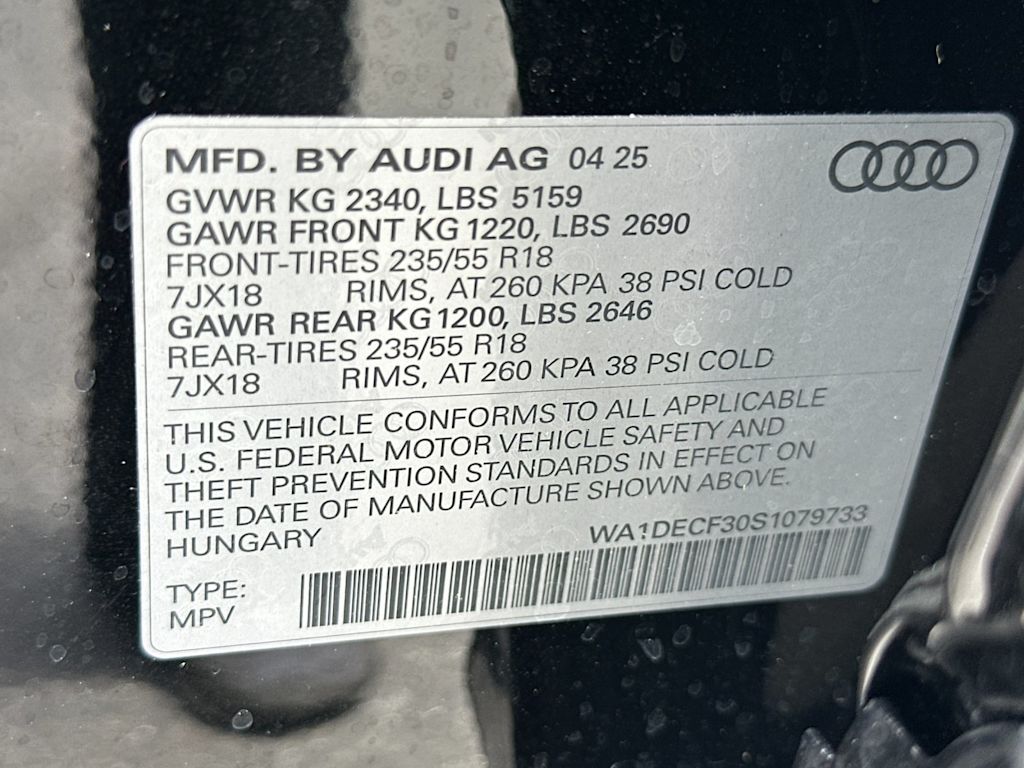 Thumbnail: 2025 Audi Q3 - 16