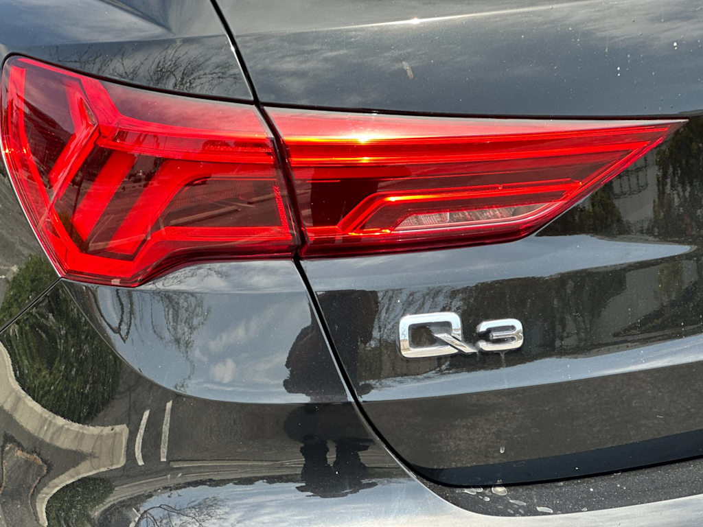 Thumbnail: 2025 Audi Q3 - 28