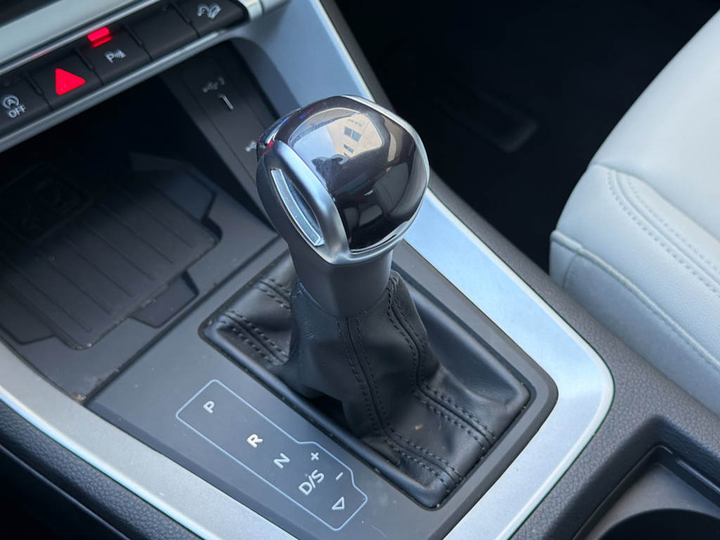 Thumbnail: 2024 Audi Q3 - 13
