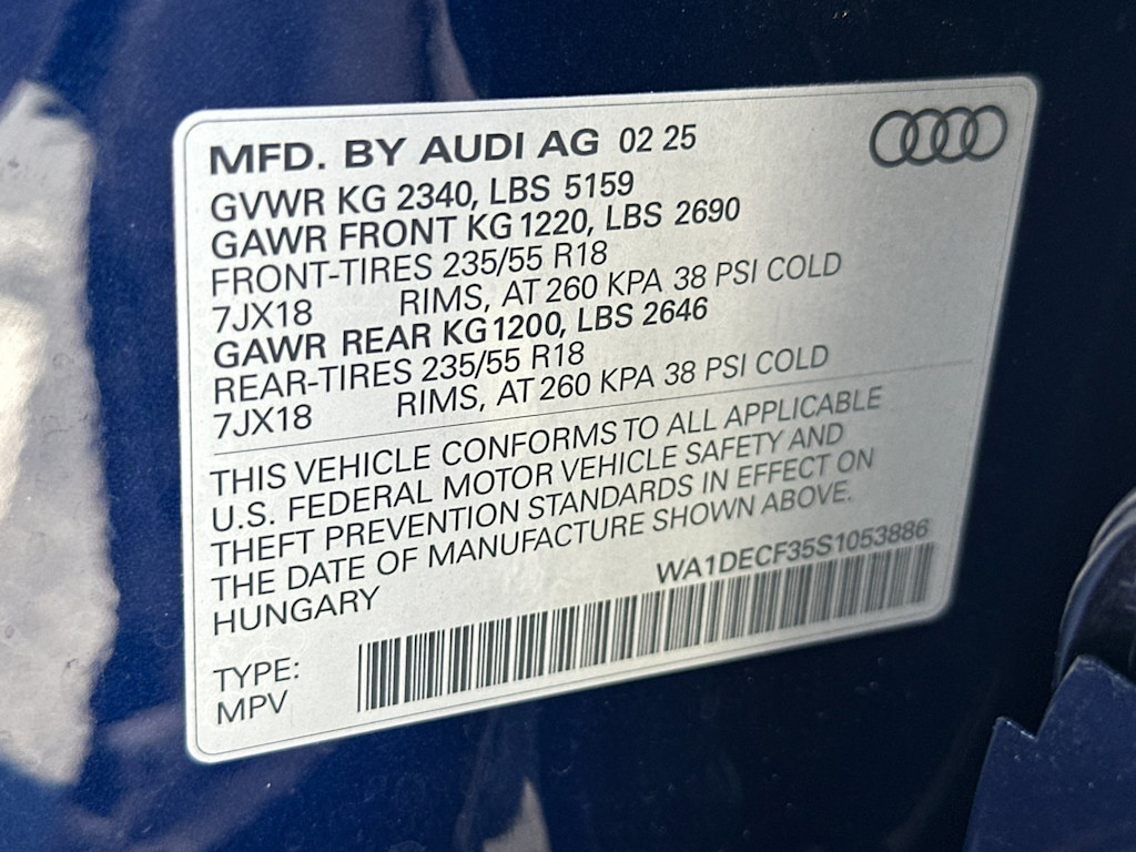 Thumbnail: 2025 Audi Q3 - 16