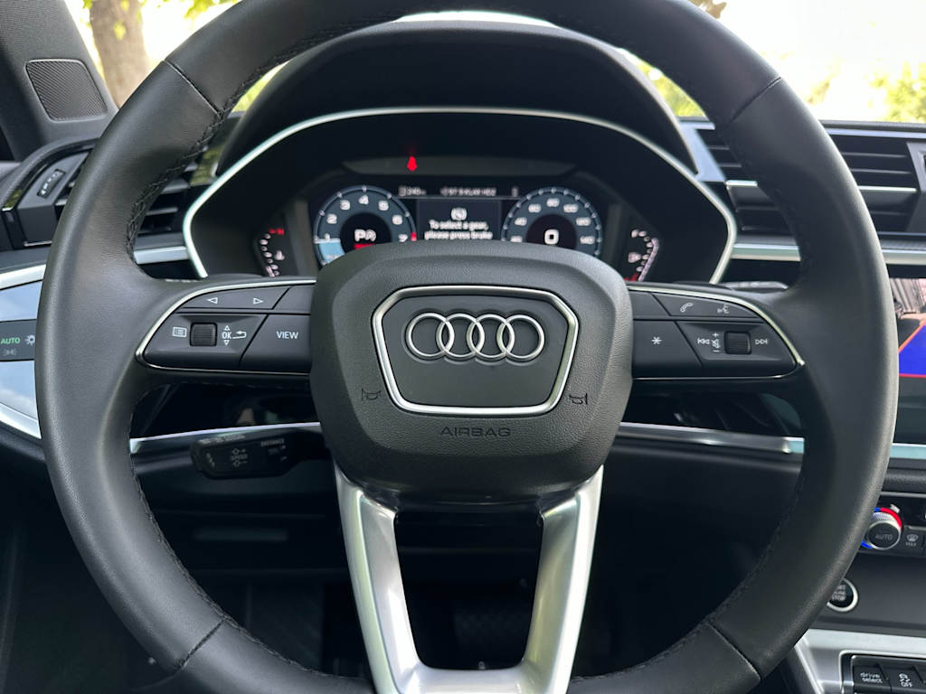 Thumbnail: 2025 Audi Q3 - 26