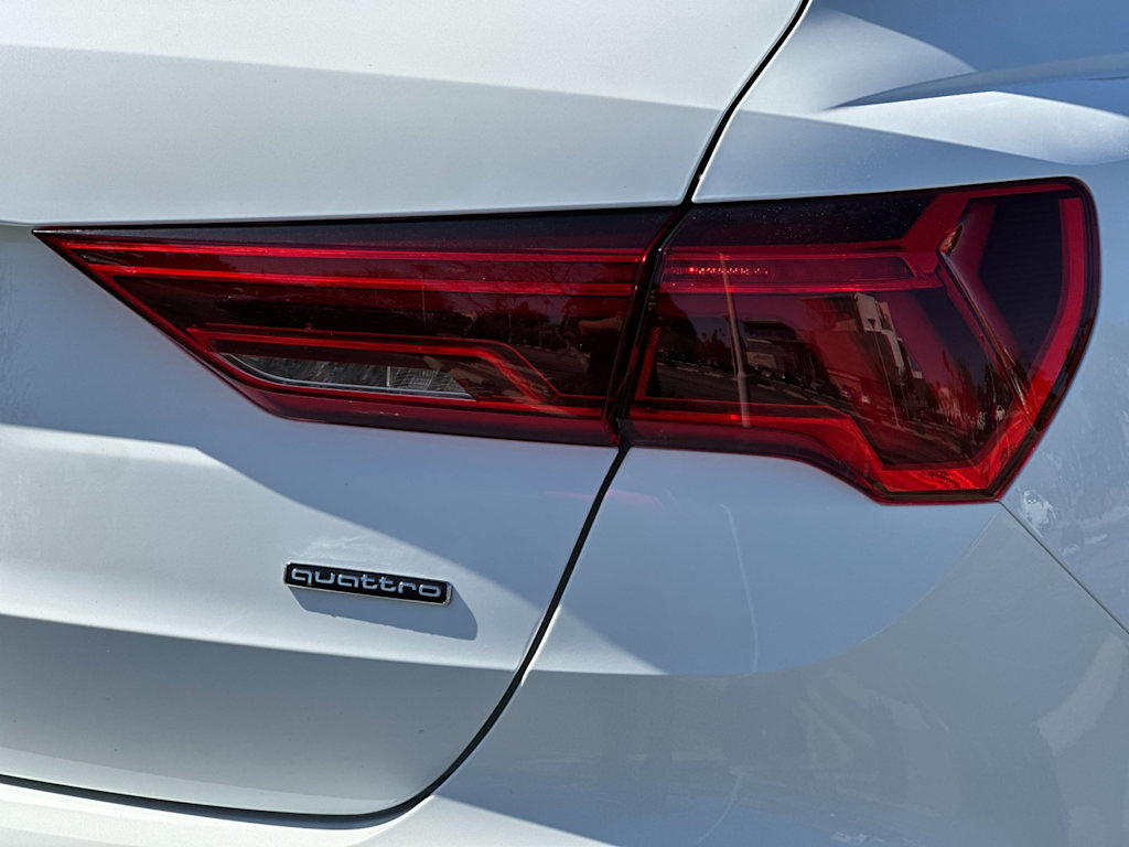 Thumbnail: 2023 Audi Q3 - 28