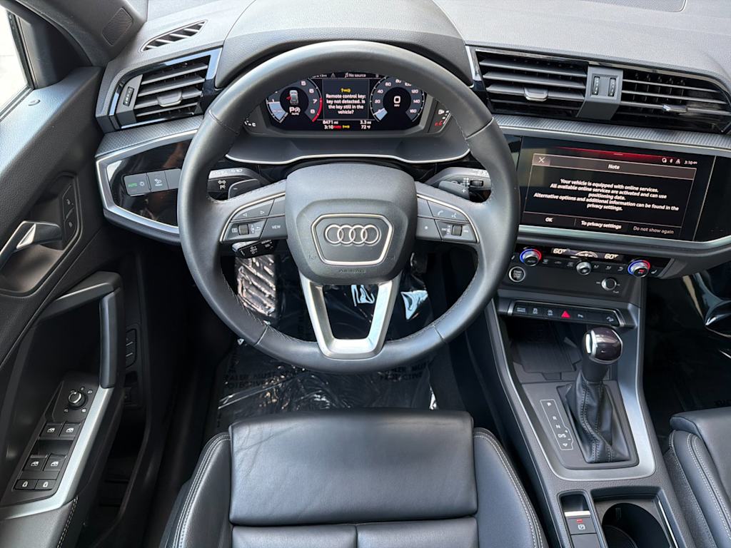 Thumbnail: 2024 Audi Q3 - 10