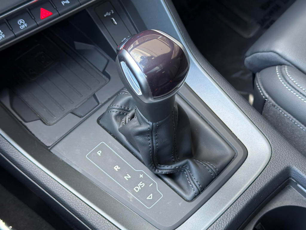 Thumbnail: 2024 Audi Q3 - 13