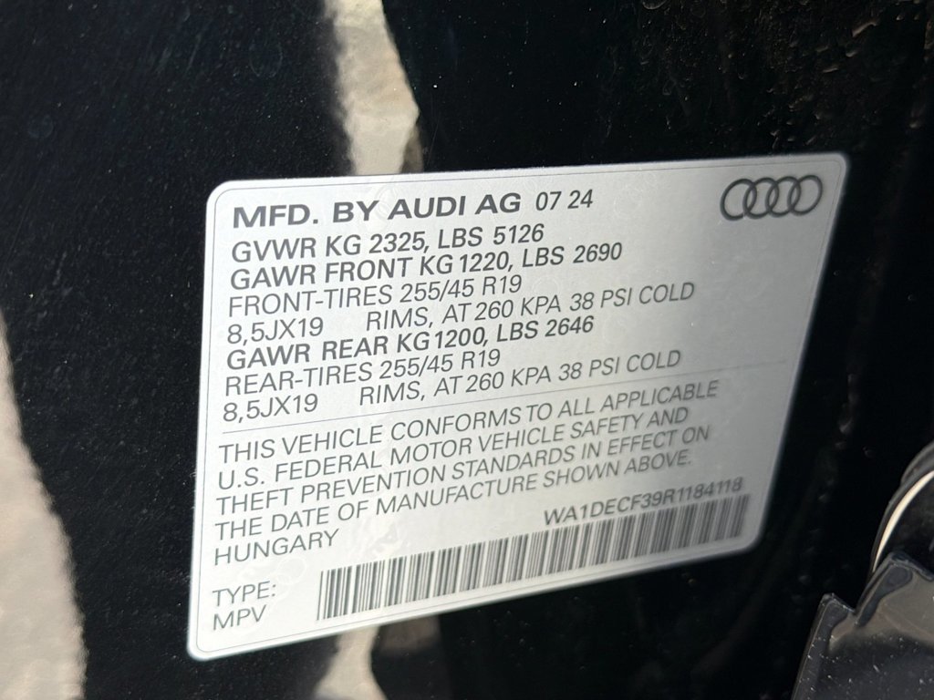 Thumbnail: 2024 Audi Q3 - 16