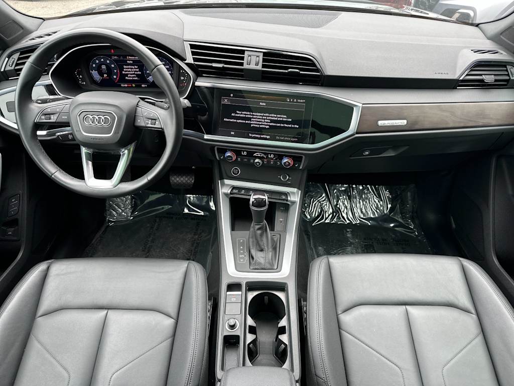 Thumbnail: 2023 Audi Q3 - 2