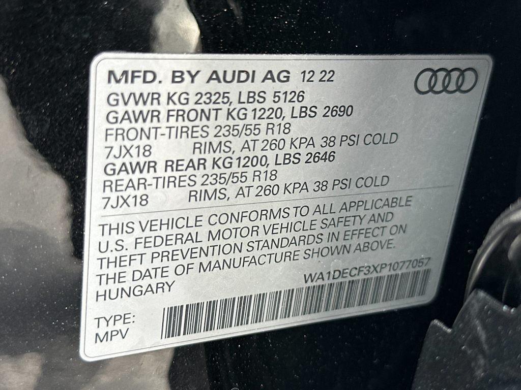 Thumbnail: 2023 Audi Q3 - 16
