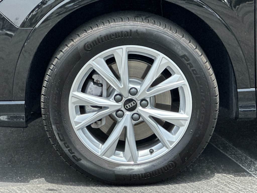 Thumbnail: 2023 Audi Q3 - 7