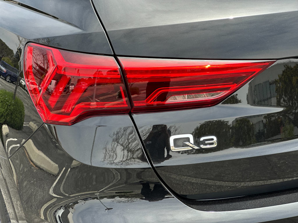 Thumbnail: 2023 Audi Q3 - 28