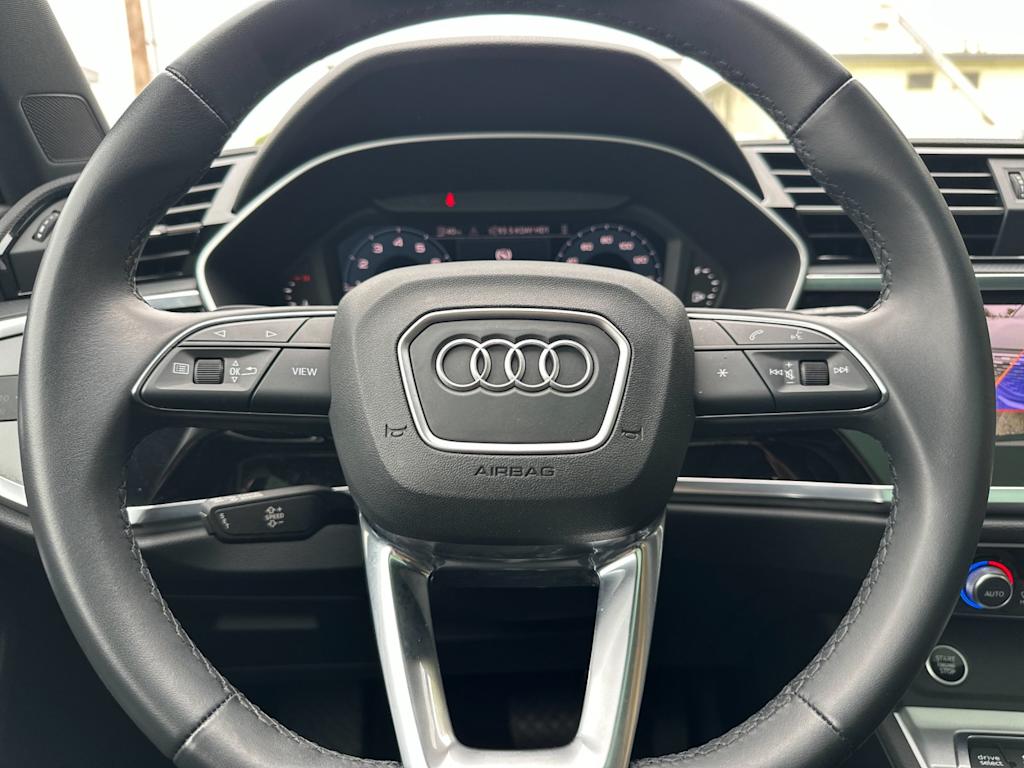 Thumbnail: 2023 Audi Q3 - 26