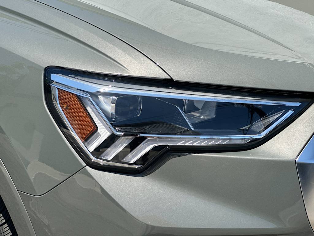 Thumbnail: 2025 Audi Q3 - 28