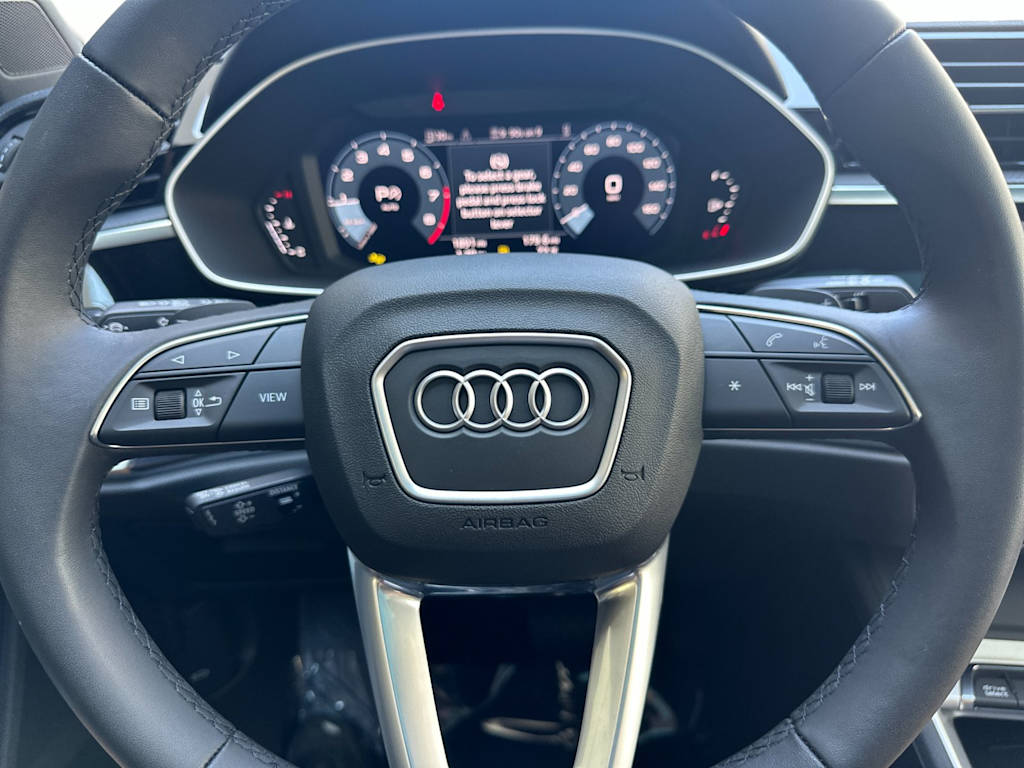 Thumbnail: 2025 Audi Q3 - 26