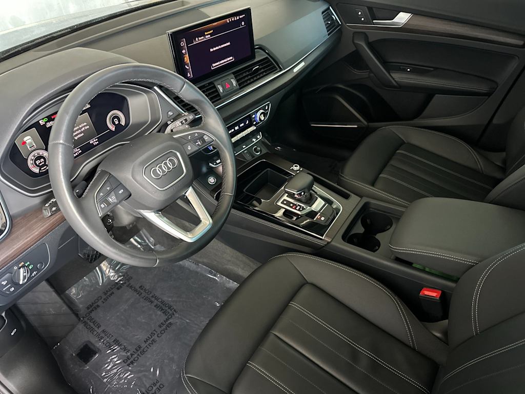 Thumbnail: 2023 Audi Q5 - 8
