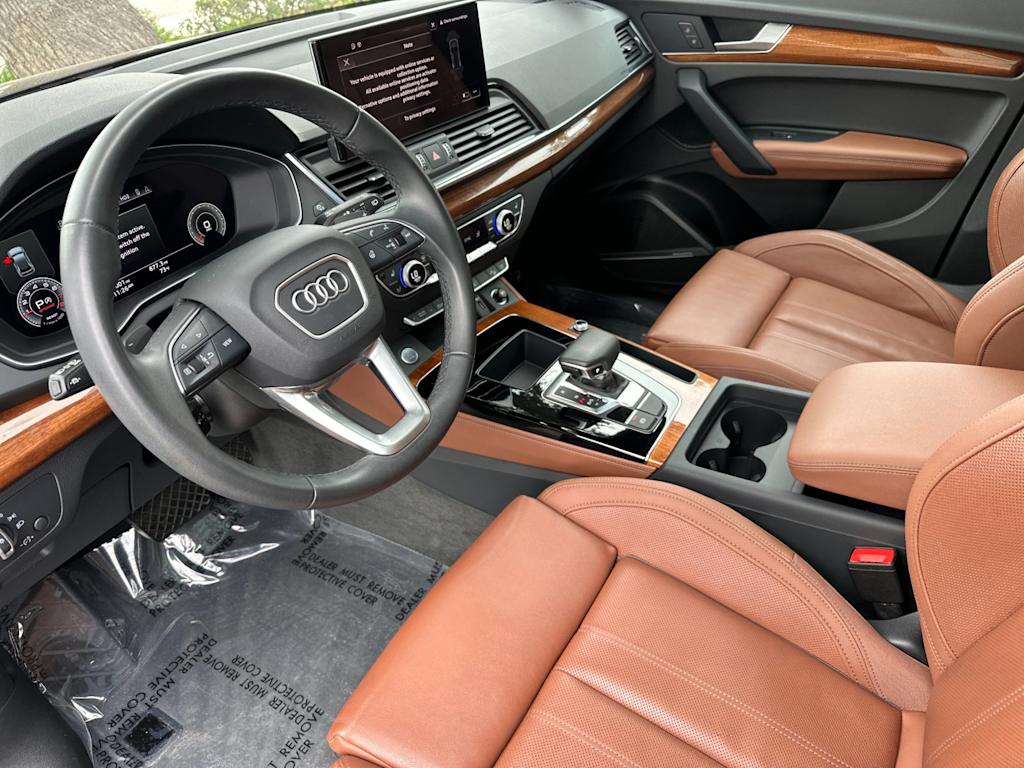 Thumbnail: 2023 Audi Q5 - 8