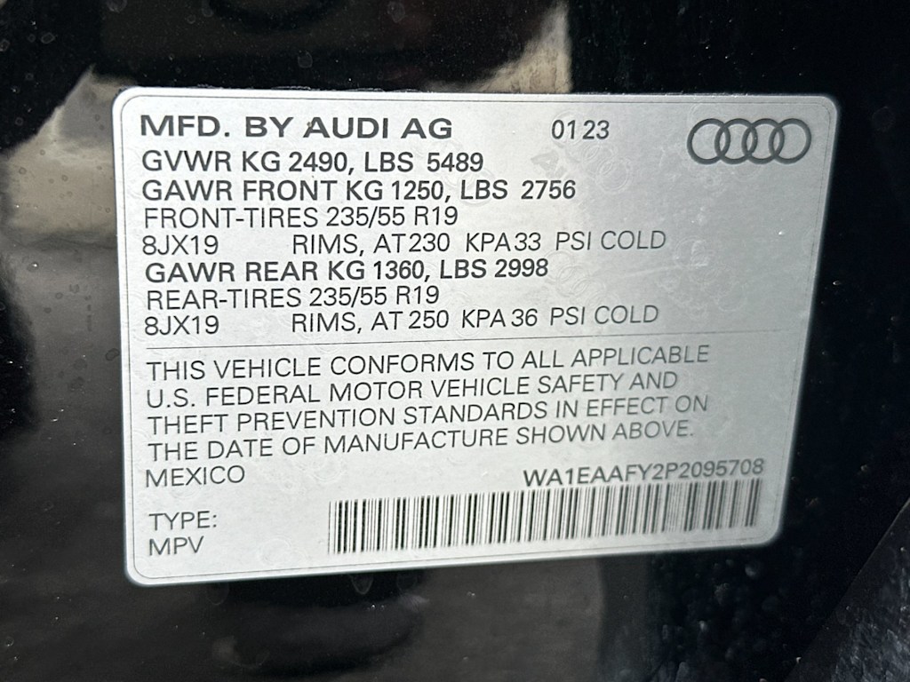 Thumbnail: 2023 Audi Q5 - 17