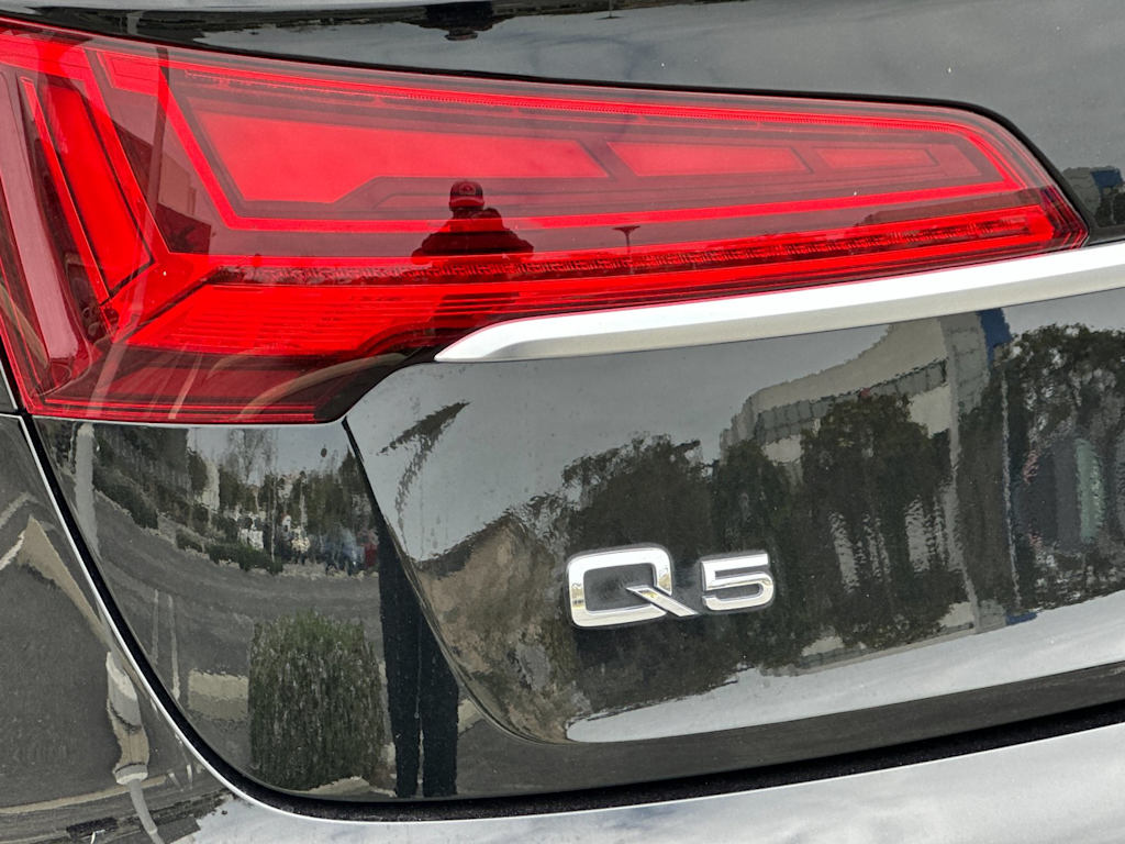 Thumbnail: 2023 Audi Q5 - 28