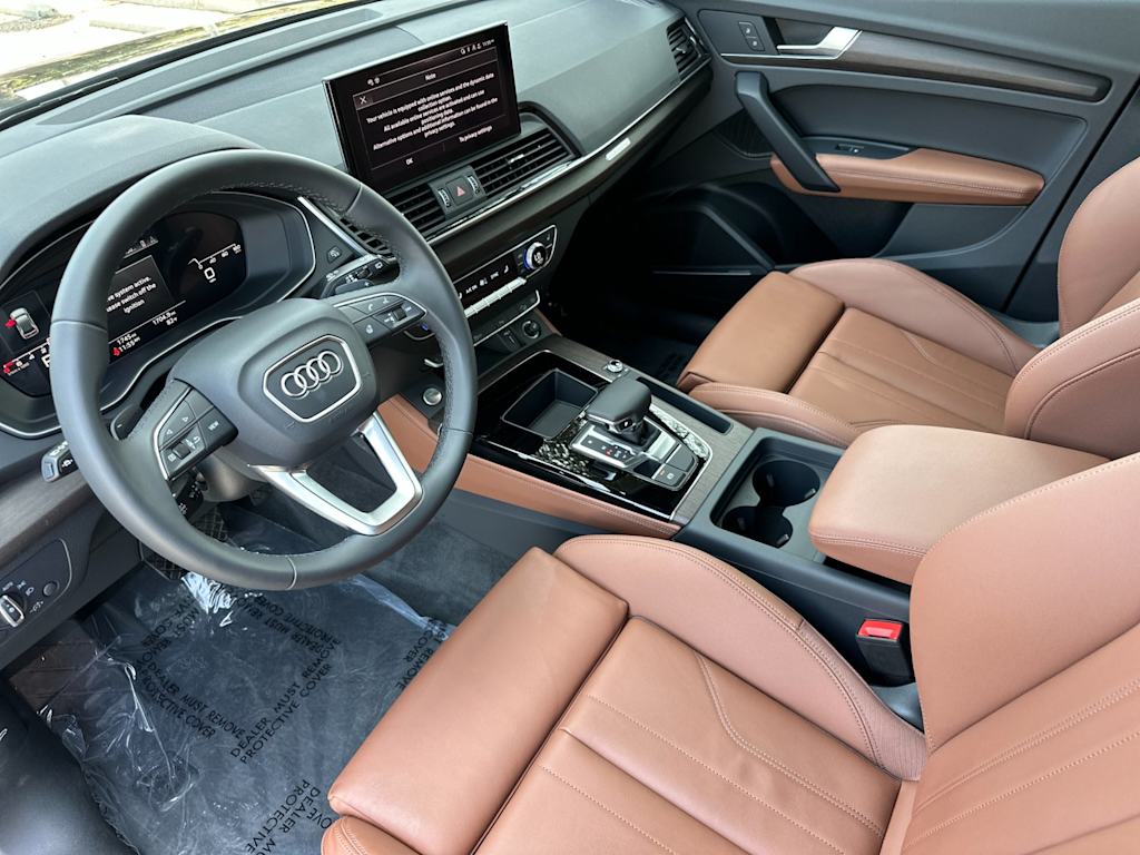 Thumbnail: 2025 Audi Q5 - 8
