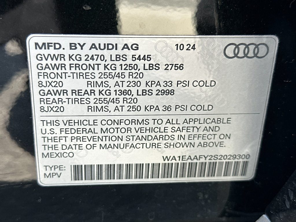 Thumbnail: 2025 Audi Q5 - 16