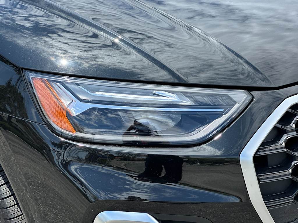 Thumbnail: 2025 Audi Q5 - 29