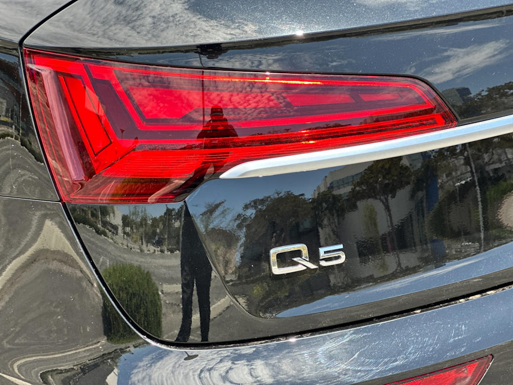Thumbnail: 2025 Audi Q5 - 30