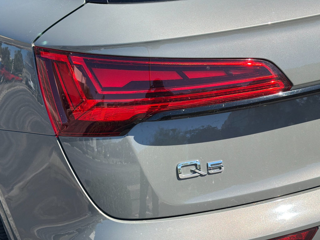 Thumbnail: 2023 Audi Q5 - 29