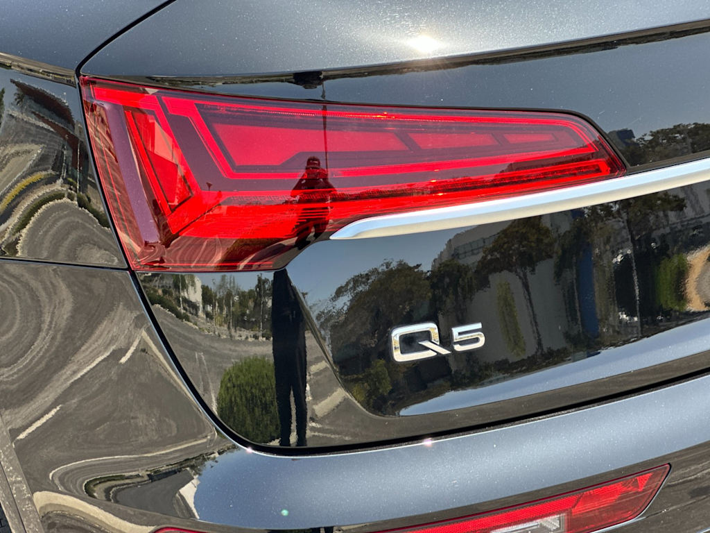 Thumbnail: 2025 Audi Q5 - 30