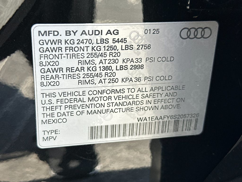 Thumbnail: 2025 Audi Q5 - 16