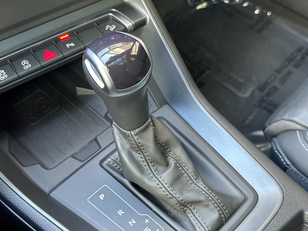 Thumbnail: 2023 Audi Q3 - 13