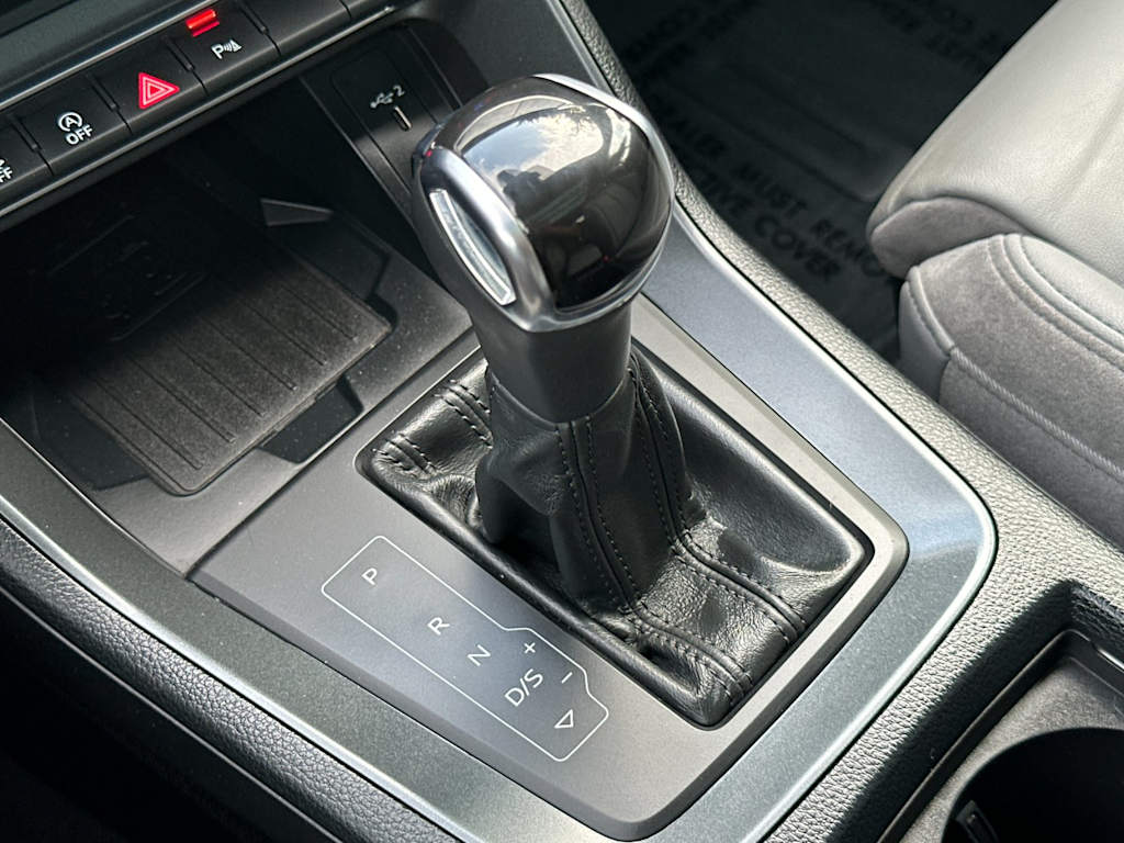 Thumbnail: 2020 Audi Q3 - 13
