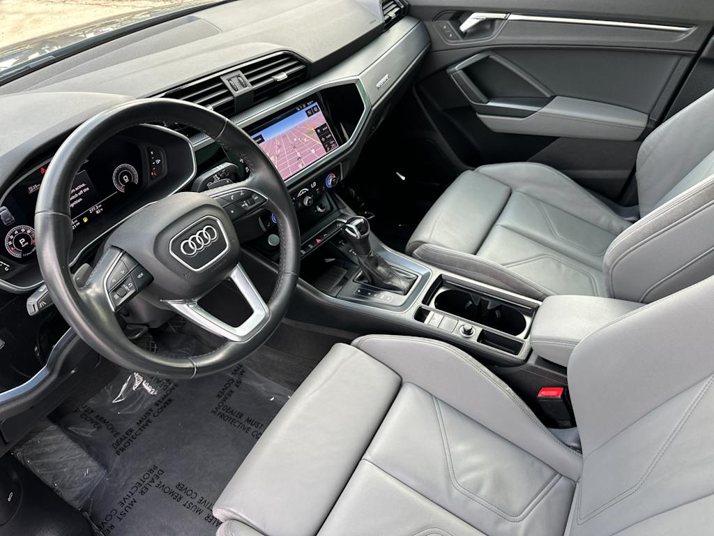 Thumbnail: 2020 Audi Q3 - 8