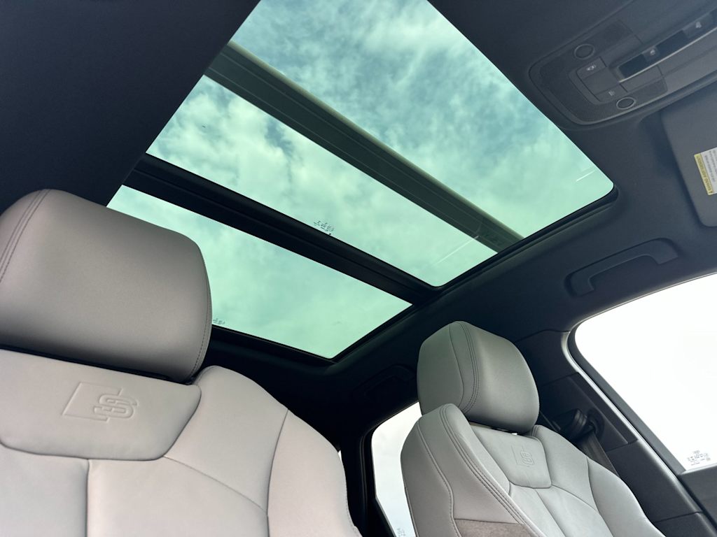 Thumbnail: 2020 Audi Q3 - 22