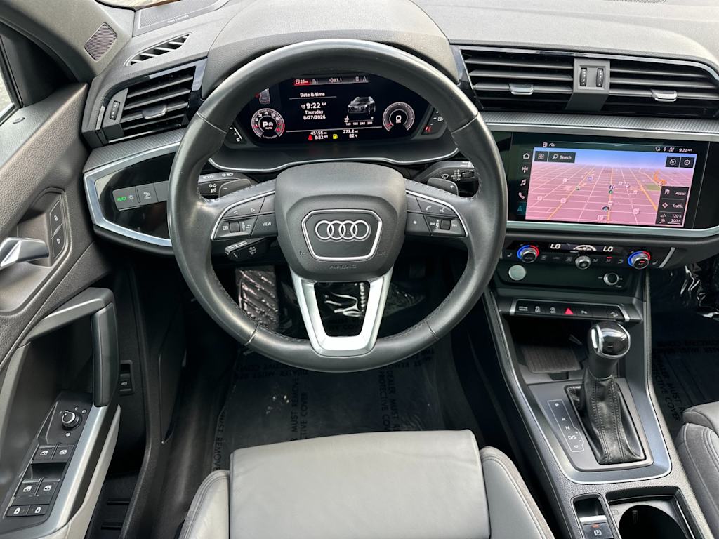 Thumbnail: 2020 Audi Q3 - 11