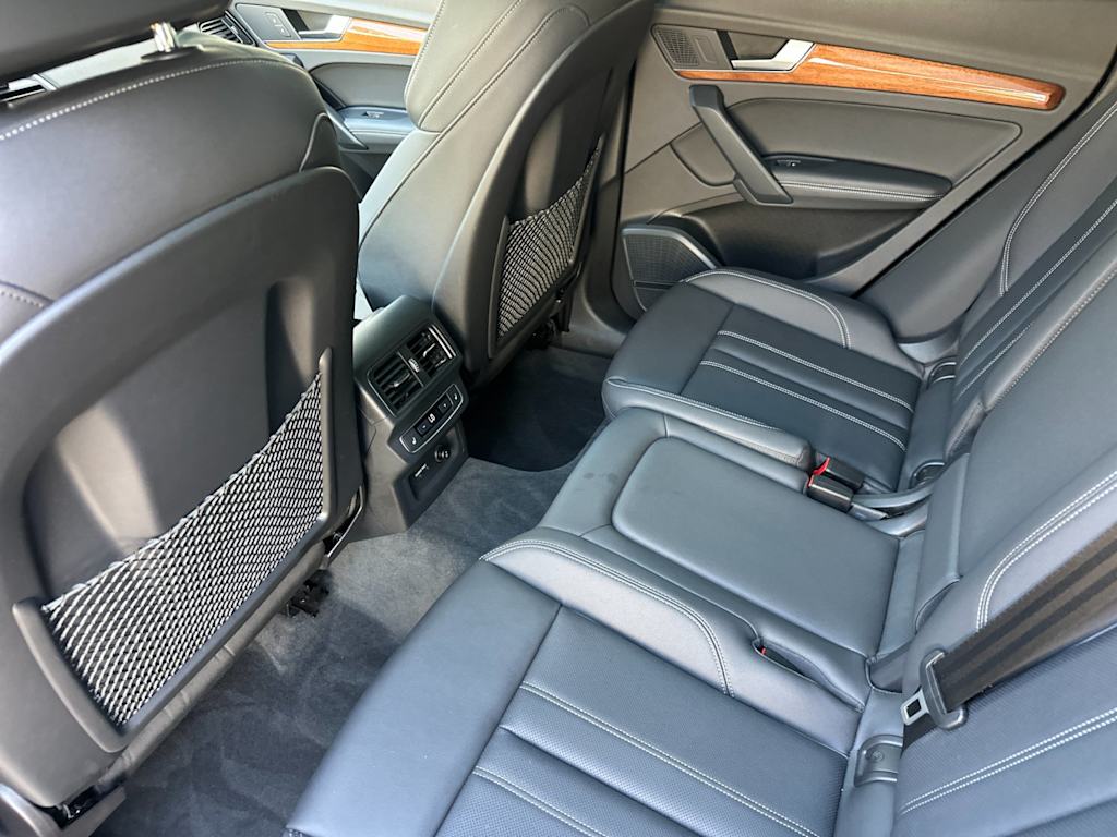 Thumbnail: 2023 Audi Q5 - 10