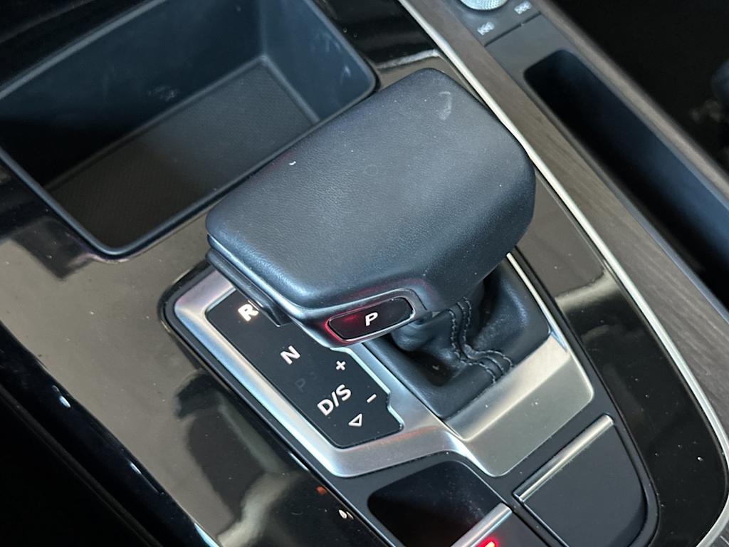 Thumbnail: 2023 Audi Q5 - 13