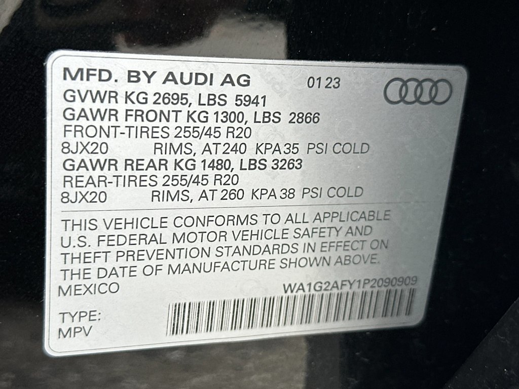 Thumbnail: 2023 Audi Q5 - 16