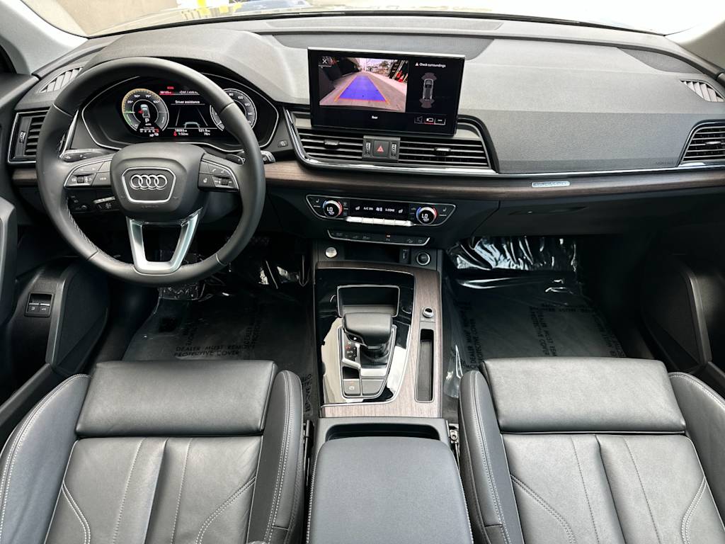 Thumbnail: 2023 Audi Q5 - 2