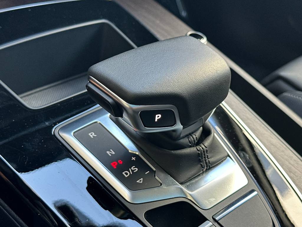 Thumbnail: 2023 Audi Q5 - 13