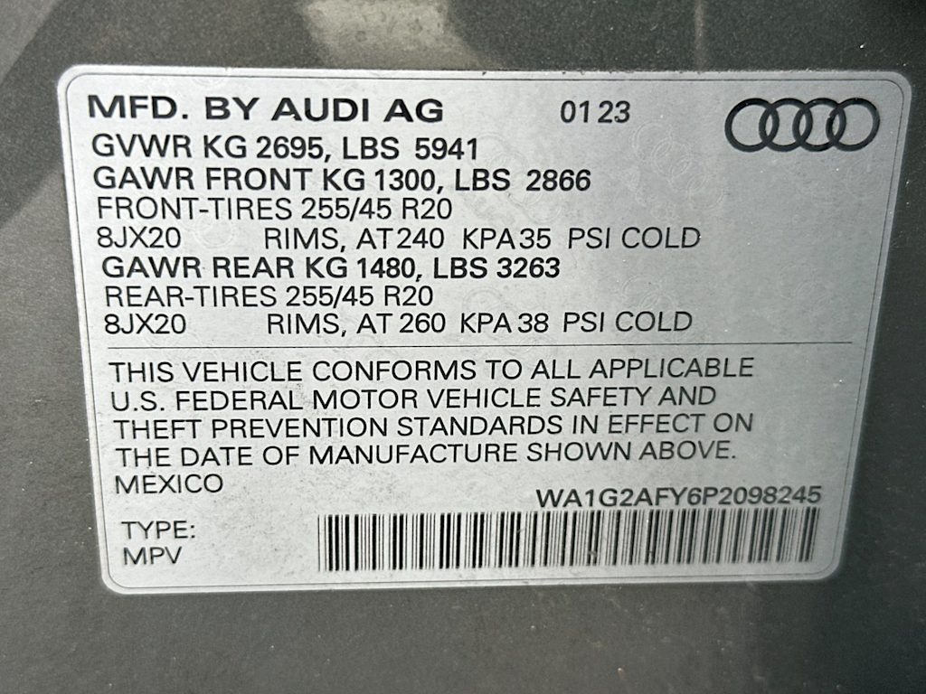 Thumbnail: 2023 Audi Q5 - 17