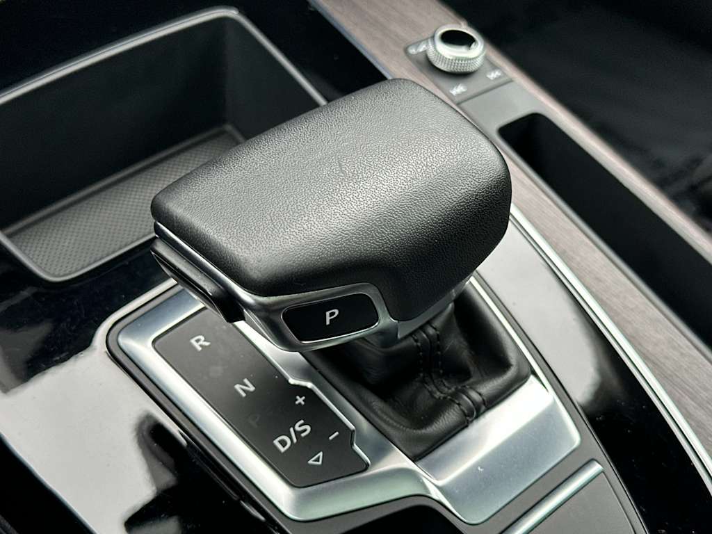 Thumbnail: 2023 Audi Q5 - 14