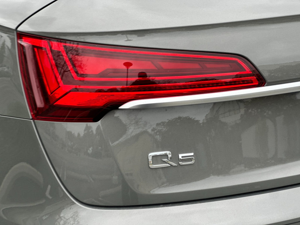 Thumbnail: 2023 Audi Q5 - 28