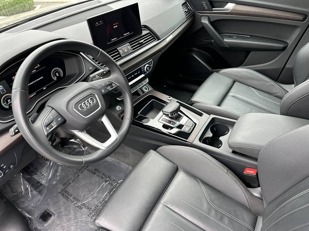Thumbnail: 2023 Audi Q5 - 8