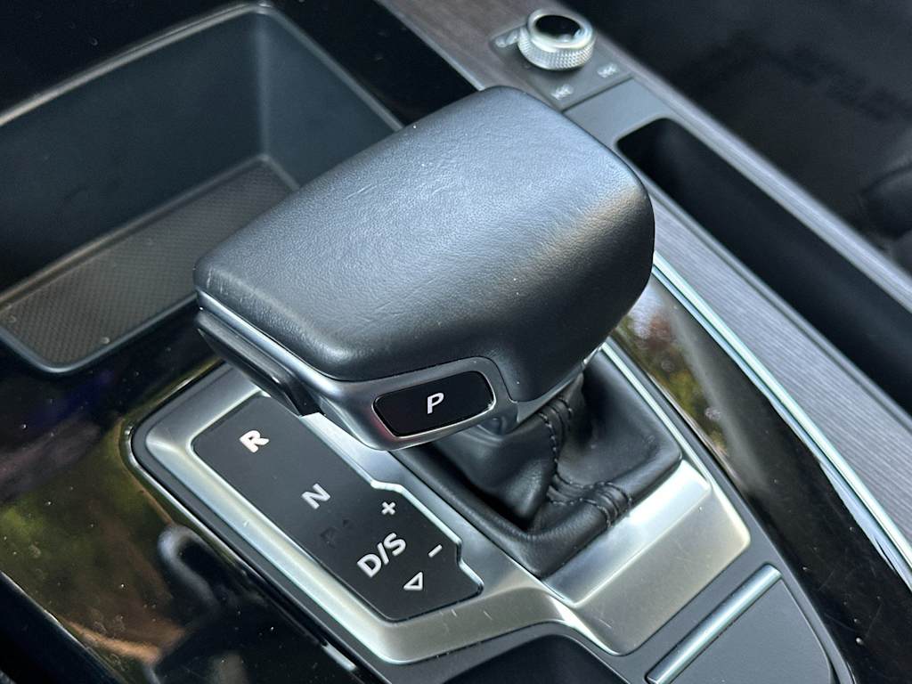 Thumbnail: 2022 Audi Q5 - 13