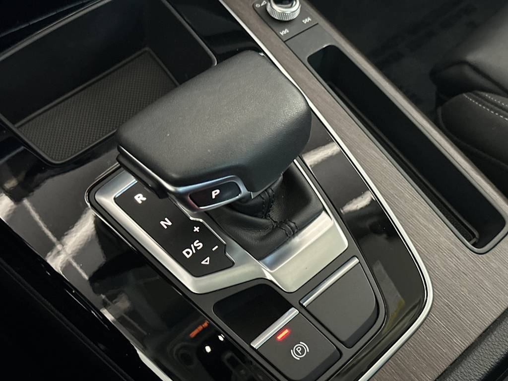 Thumbnail: 2024 Audi Q5 - 13